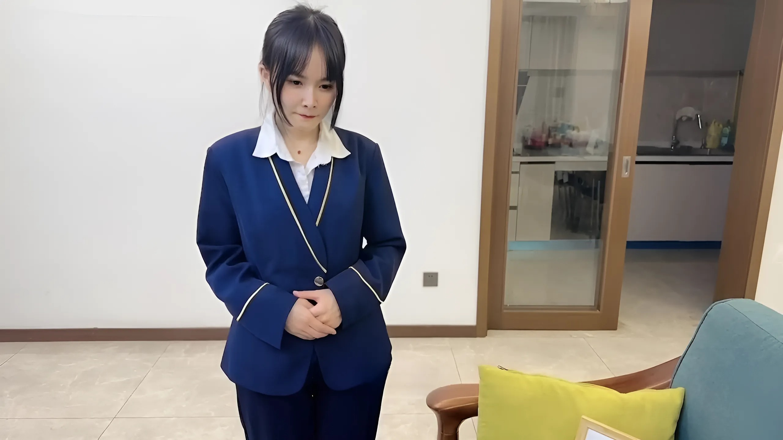 CM-41 Matapos ang flight ng flight attendant
